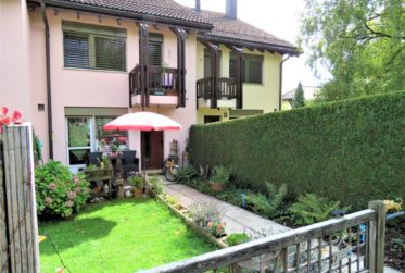 Aux portes de Lausanne, jolie maison en bordure de zone agricole !