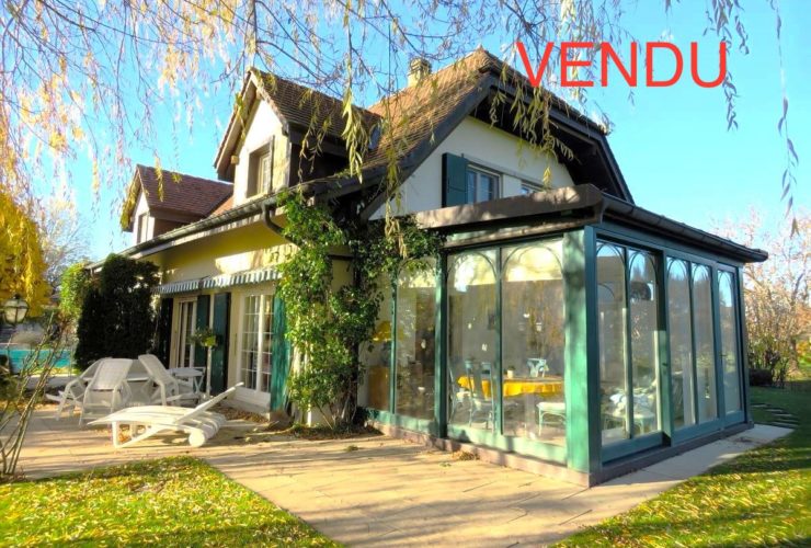 Charmante maison villageoise, en bordure de zone agricole !