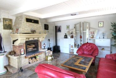 Villa individuelle avec haut potentiel et terrain de 1'095 m2 !