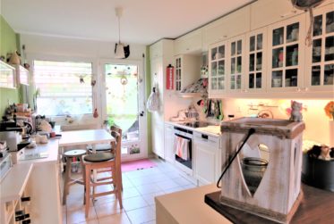 Aux portes de Lausanne, jolie maison en bordure de zone agricole !