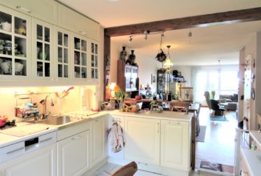 Aux portes de Lausanne, jolie maison en bordure de zone agricole !