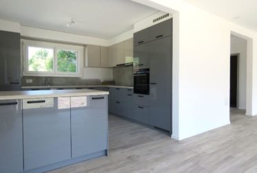 En bordure de zone viticole, magnifique villa neuve !