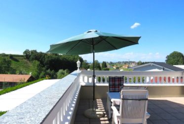 Villa individuelle avec haut potentiel et terrain de 1'095 m2 !