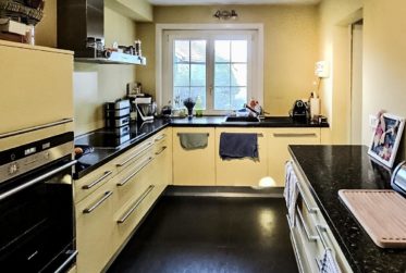 Charmante maison villageoise, en bordure de zone agricole !
