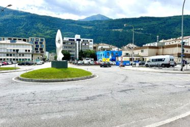 PPE "LA LOUVE " Spacieux appartement de 124 m2 au centre-ville avec haut potentiel !