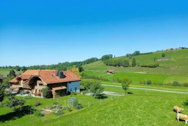 Ferme rénovée avec panorama exceptionnel sur les Préalpes !