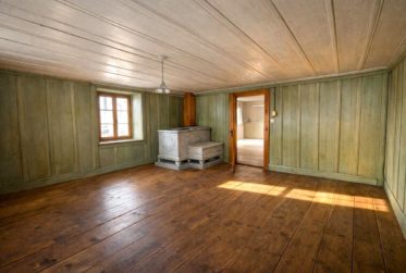 Ferme villageoise - Parcelle de 2'578 m2 en zone village et gros potentiel d'agrandissement !