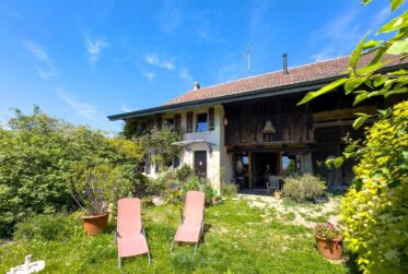 Magnifique ferme villageoise de 8.5 pièces, au fort potentiel